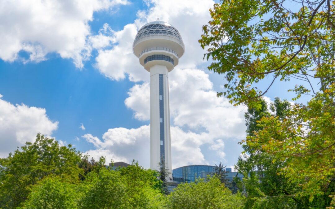 El Caso de la Torre de Atakule en Ankara